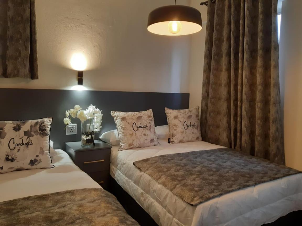 Marlborough Durban Beachfront South Beach Holiday Apartments Marine Parade Buitenkant foto